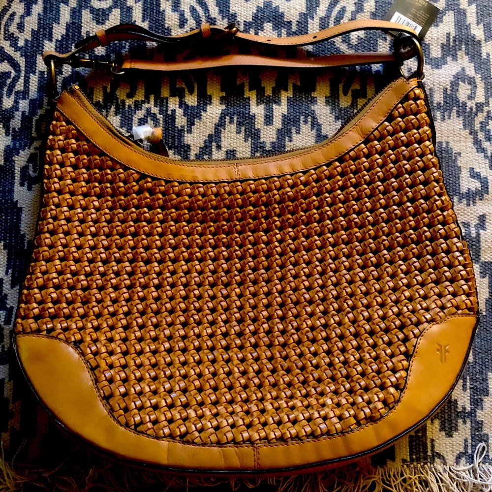 NWT Melissa woven scooped hobo